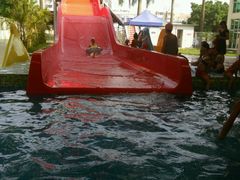 -中山夏威夷游泳馆(小榄店)