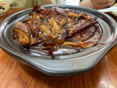 鱼香茄子煲-胡子饮食店