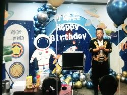 -孩提·儿童生日派对策划节目·宝宝宴周岁宴布置·小丑表演(亦庄店)
