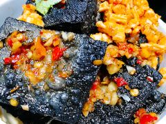 -黑色经典臭豆腐·湖南特产(步行街店)