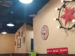 大堂-东镇老火锅(长春路首店)