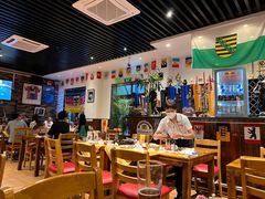 大堂-申德勒加油站餐厅(三里屯北小街店)