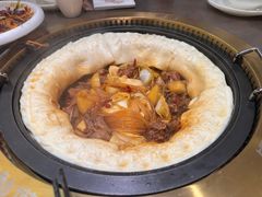 -锅飘飘·东北铁锅炖(雨花客厅店)
