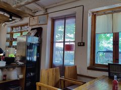 -猫爷的腔调·黔小馆(交大医学住宅区店)