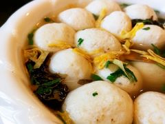 酸汤鱼元-於氏虾神(盱眙总店)