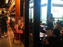 -西西弗书店&矢量咖啡(凯德晶萃广场店)