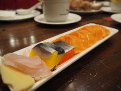 三文鱼刺身-四海一家自助餐(益田假日广场店)