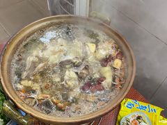 -威邵鸡煲(西华路总店)