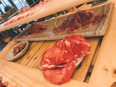 一米长盘牛五花-犟牛家·榴莲烤肉(五棵松店)