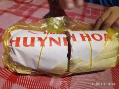 -Bánh Mì Huynh Hoa
