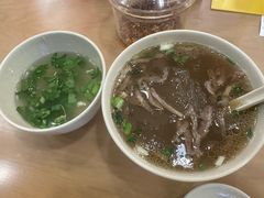 -佬钱湾仔(衣裳街店)