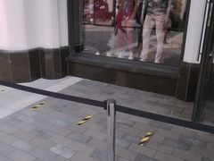 -lululemon(比斯特购物村店)