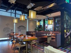 -云海肴·汽锅鸡·云南菜(天山百盛优客店)