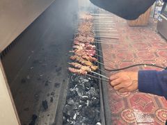 -烤肉小伙烤肉店