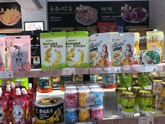 零售区-来伊份(沙洲东路店)