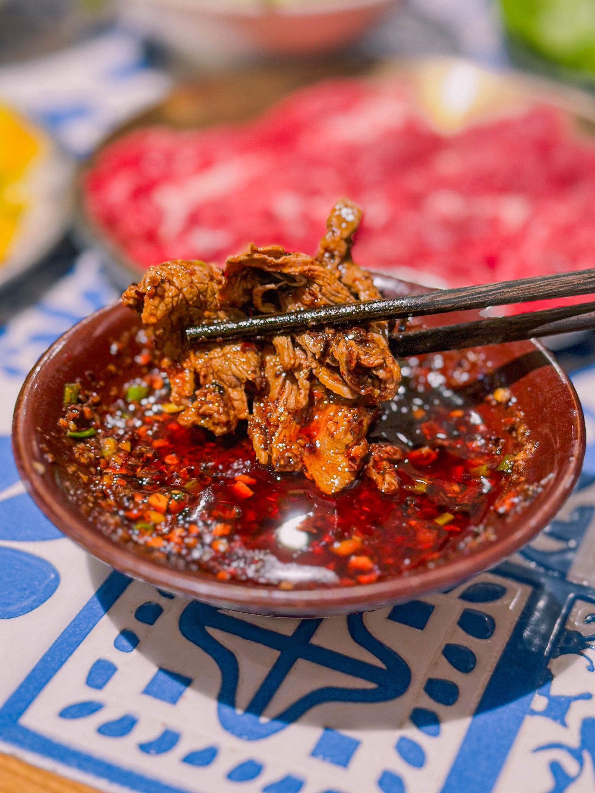 南京火锅圈新风向,云南酸辣火锅刮到心坎儿上了