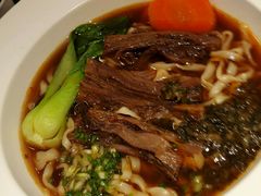 金牌面-康师傅私房牛肉面(申虹店)