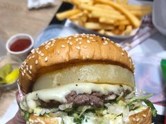-The Habit Burger Grill 哈比特汉堡(爱琴海店)