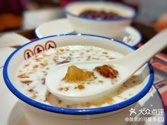 桃胶椰汁西米露-五条人糖水铺-宽厚里店