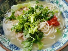 -华海酒店(茂名高铁站店)