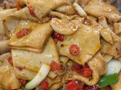-湖南人家湘菜馆(镇江路店)
