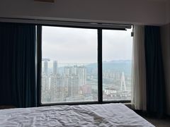 -闲隅江景艺术酒店(解放碑洪崖洞总店)