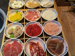 -周小明火锅(黑金冠社区店)