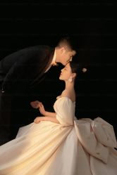 -雪中彩影婚纱摄影·微光艺术中心