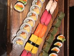 -岷山饭店-芝芝自助餐厅