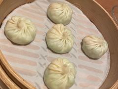 丝瓜虾仁小笼包-鼎泰丰(德基广场店)