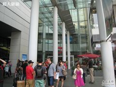 -东荟城名店仓