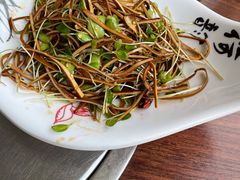 香椿苗黑豆腐丝-北京锦州饭店(太平桥西里店)