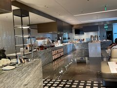 -深圳国际会展中心希尔顿酒店(前海华发冰雪世界店)