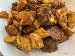 干煸馕炒肉-汗腾格里·风味餐厅(新疆驻京办店)