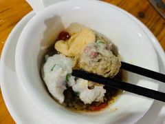 -章记正宗南岗鱼蛋火锅