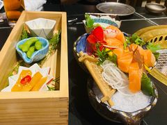 -山川小町·极番烧肉(新地假日广场店)