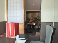 -鸽子侯·家宴·平价海鲜(市图书馆店)
