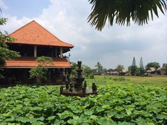 -Pundi Pundi Restaurant