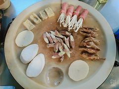-冰冰龙虾·江湖菜·花园江景餐厅