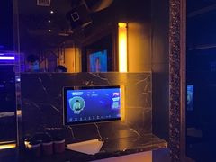 -温莎KTV(珠江路店)