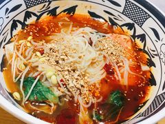 牛油香辣米线-串串叔叔麻辣烫(铜锣湾店)