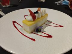 柠檬芝士蛋糕-圣丰索菲特·法国餐厅