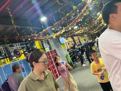 -蹦贝运动中心·蹦床·攀岩·闯关(龙岗店)