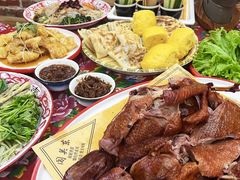 -闯关东东北农家菜(崂山石老人店)