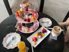 -亚龙湾喜来登·美景台大堂吧