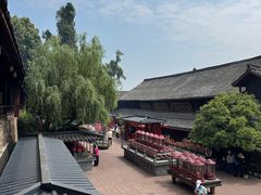 -峨眉山报国寺