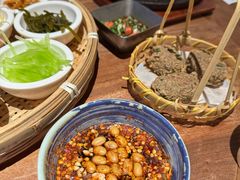 -包整·丝娃娃(一览甲秀楼风景店)