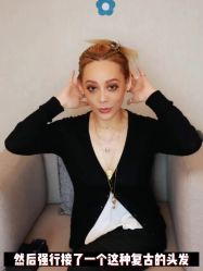 -变画·发型STUDIO