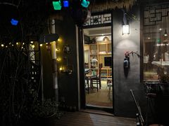 -小草屋轰趴馆别墅派对新场团建家庭聚会