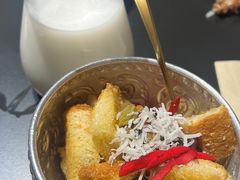 -桥边小楼·手工云南菜·古城观景小楼